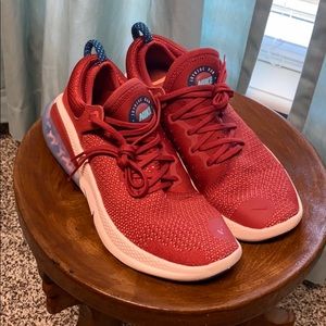 Nike Joyride Run Flyknit in Cinnabar 7.5